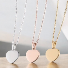 Load image into Gallery viewer, LUXE HEART PENDANT NECKLACE
