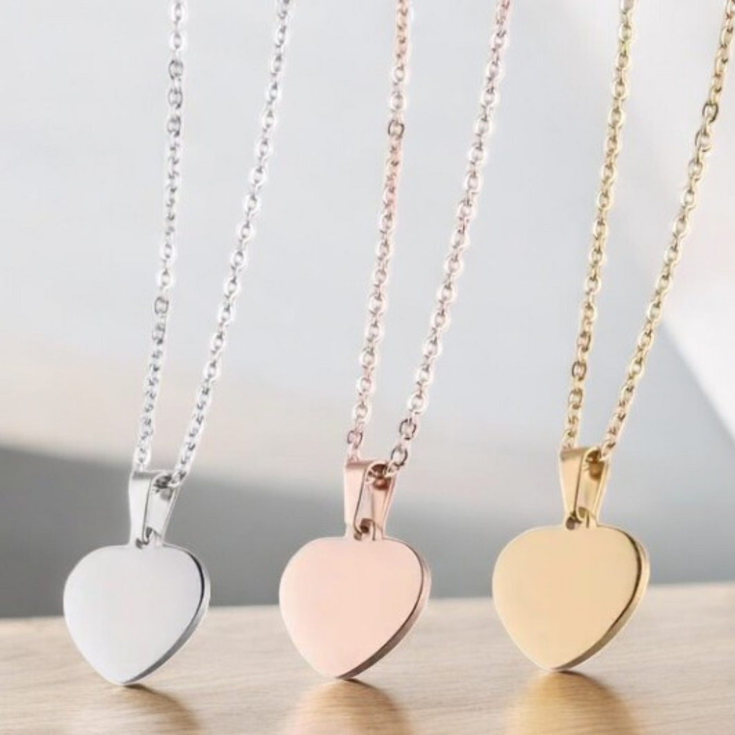 LUXE HEART PENDANT NECKLACE